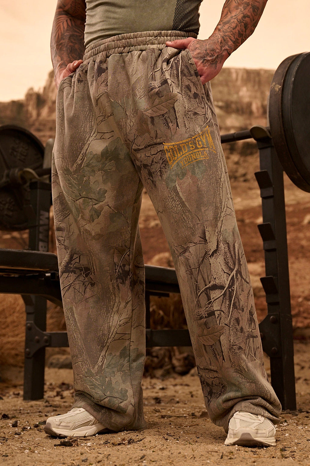 2052 - Gold's Iron Legacy Heritage Sweats