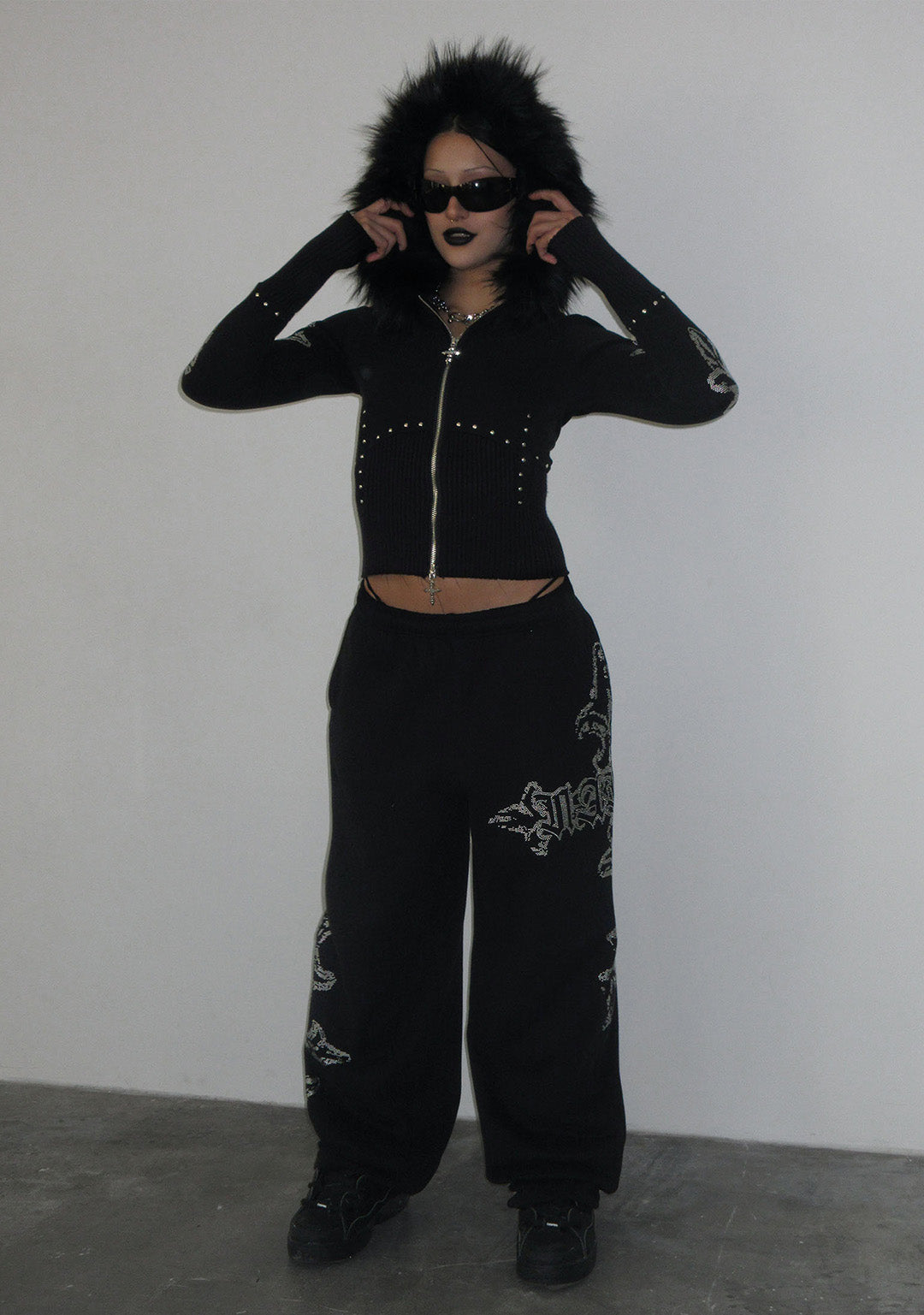 FERAL STUDDED OVERSIZED SWEATPANTS BLACK