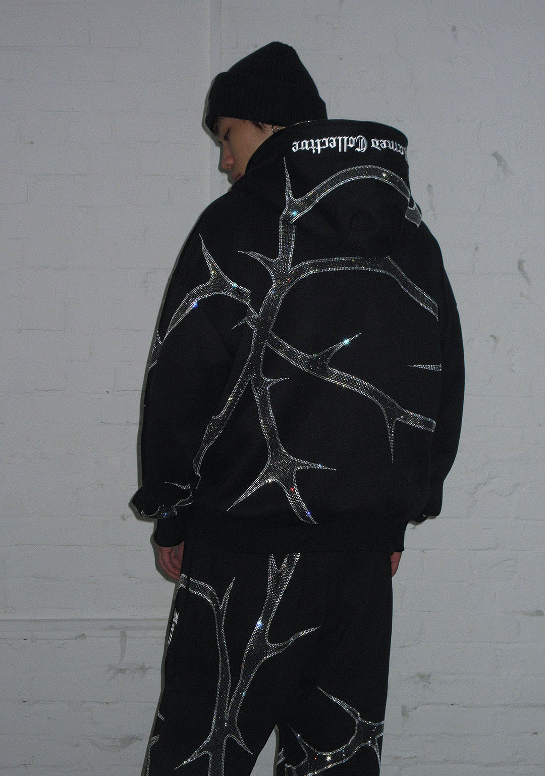 THORN RHINESTONE SWEATPANTS BLACK